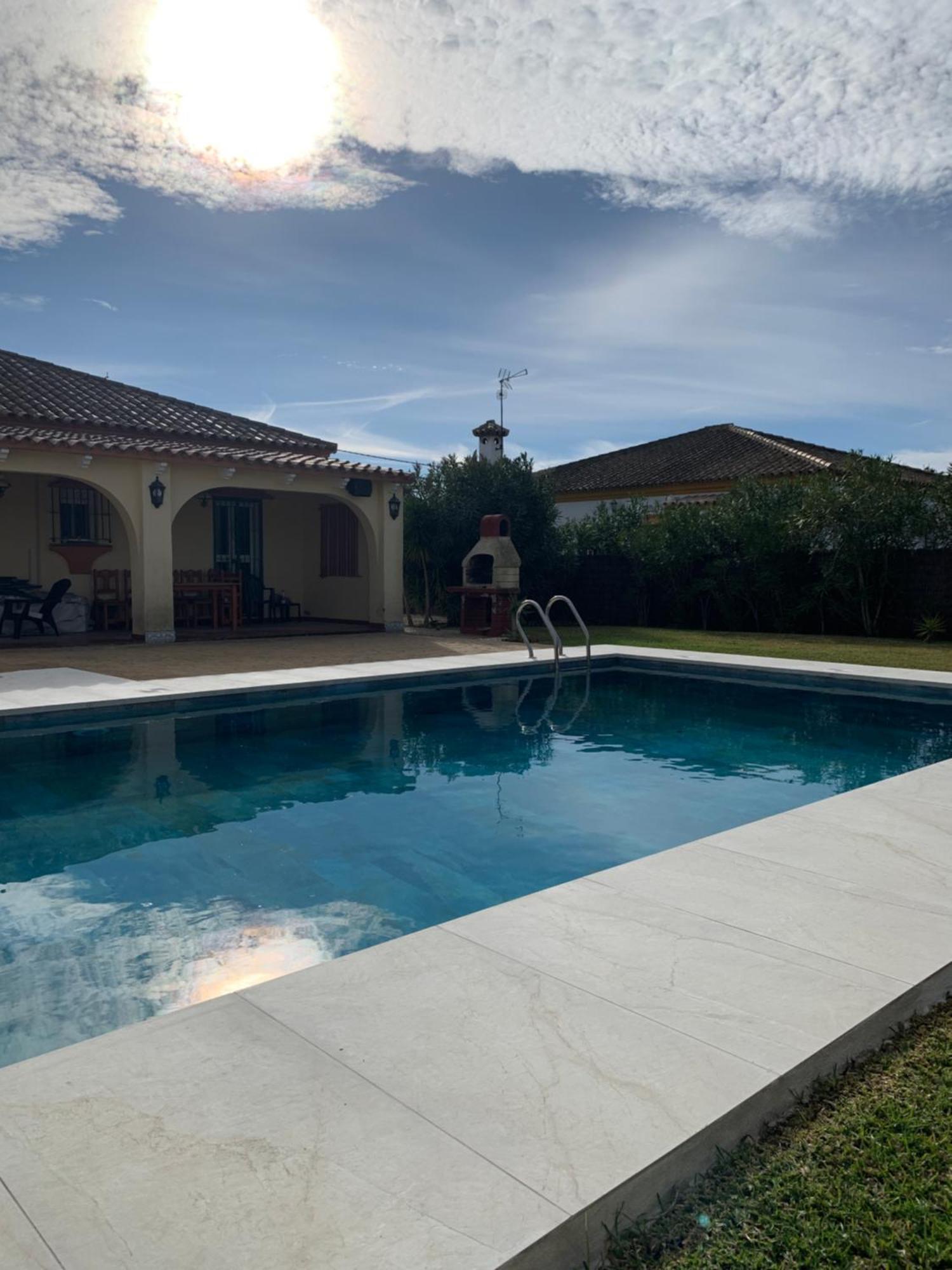 Traumhaus Fuer 6 Personen Mit Spektakulaerem Privaten Pool Und Schoenem Ausblick In Die Natur Hozanejos Exterior photo